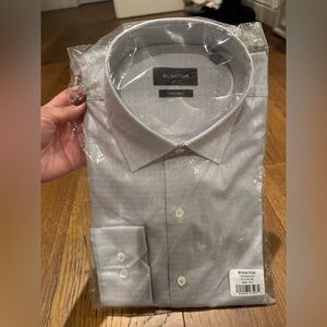 Men’s bugatchi dress shirt. BNWT 16.5 34/35